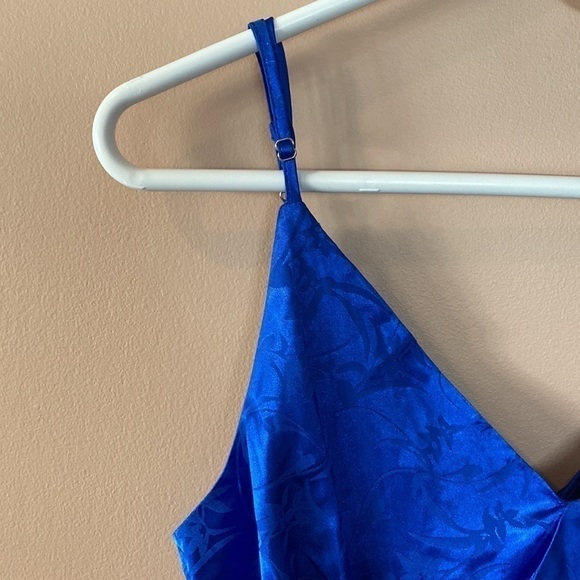 Lulus Dress - Picture 4 of 7